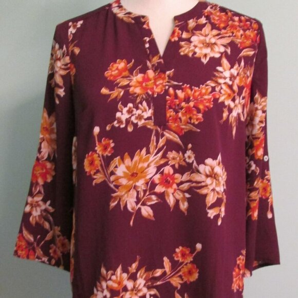 Daniel Rainn Tops - NWT Daniel Rainn Burgundy Floral 3/4 Sleeve Split-neck Chiffon Top-PXS